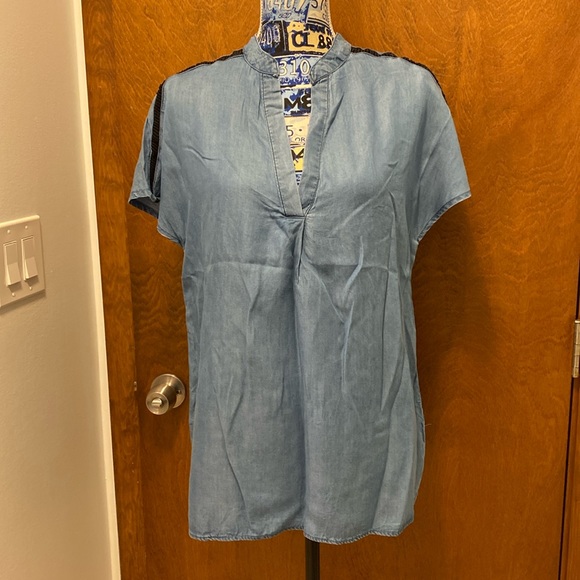 Alex & Parker jeans blouse size medium - Picture 1 of 5